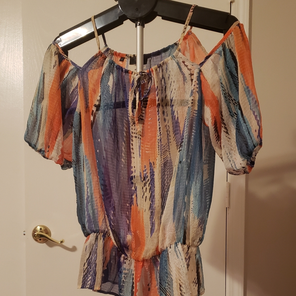 Guess Top